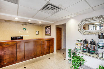 Hotel Quality Inn Near Six Flags