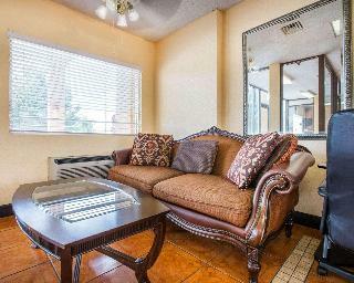 Hotel Econo Lodge  Inn & Suites
