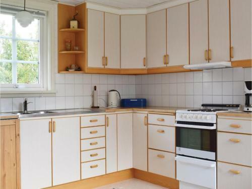Three-bedroom Holiday Home In Borgholm