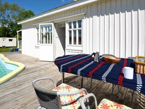 Holiday Home Hamburgsund V