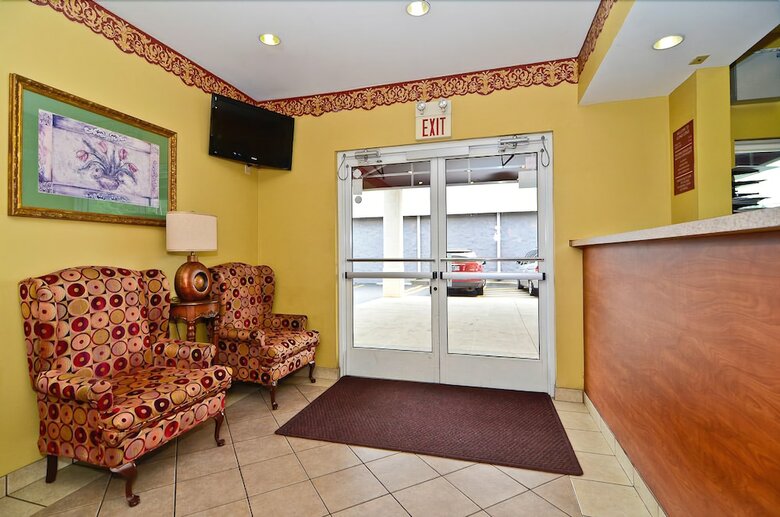 Hotel Econo Lodge Airport