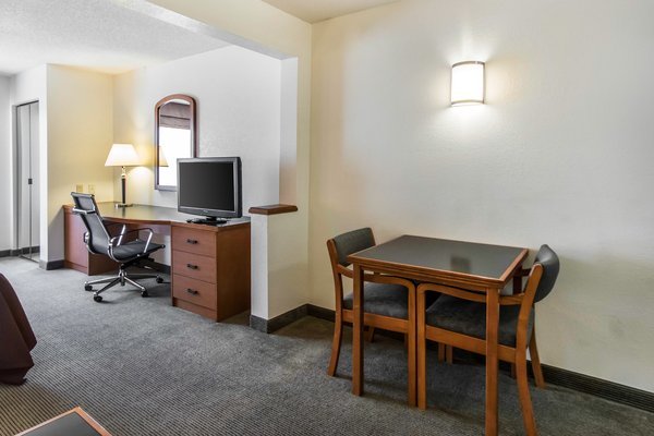 Hotel Sleep Inn & Suites