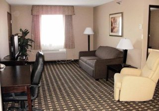 Hotel Quality Inn & Suites