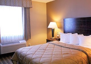 Hotel Quality Inn & Suites