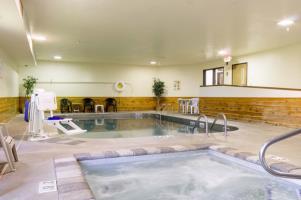 Hotel Quality Inn & Suites