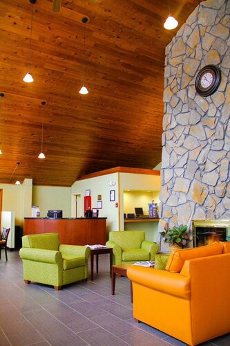 Hotel Comfort Inn Carrier Circle
