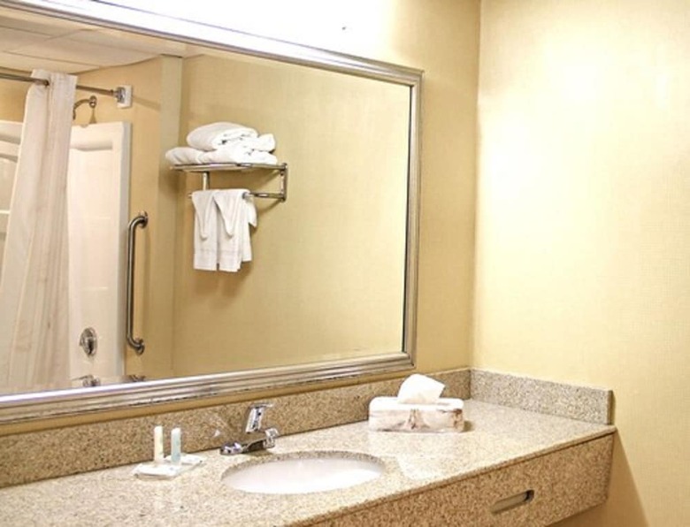 Hotel Comfort Inn Carrier Circle