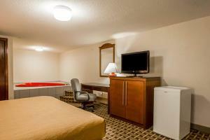 Hotel Quality Inn & Suites