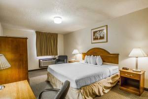 Hotel Quality Inn & Suites