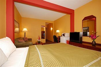 Hotel Comfort Suites