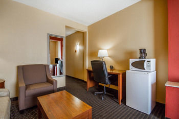 Hotel Comfort Suites