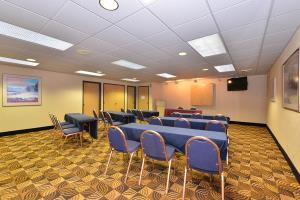 Hotel Comfort Suites