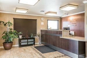 Hotel Quality Inn & Suites