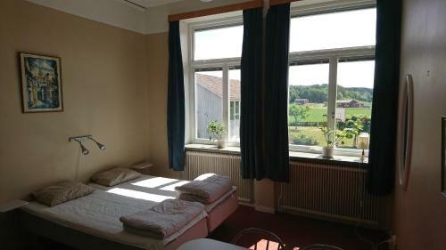 Hostal Tossene Vandrahem