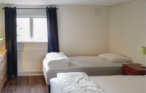 Six-bedroom Holiday Home In Knared