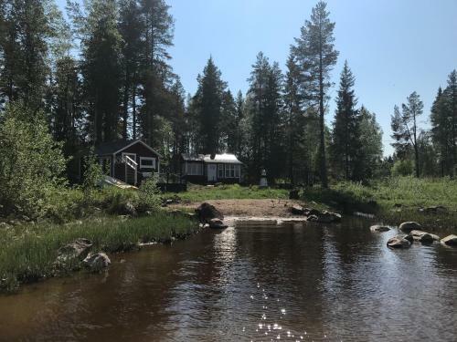 Lodge Aurora River Cabin