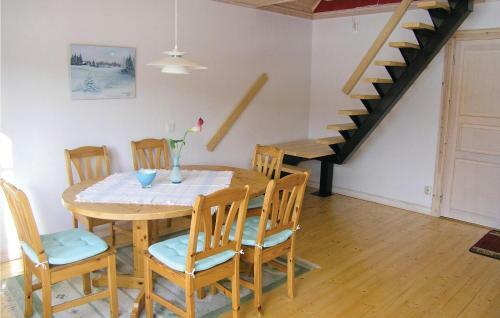 Three-bedroom Holiday Home In Langaryd