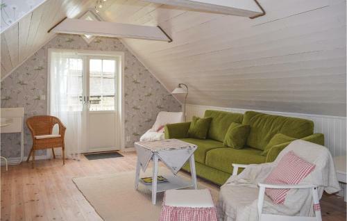 One-bedroom Holiday Home In Lottorp