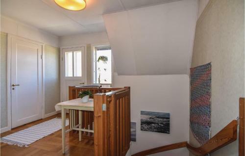 Four-bedroom Holiday Home In Motala