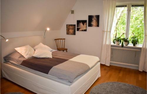 Four-bedroom Holiday Home In Motala