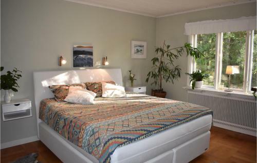Four-bedroom Holiday Home In Motala