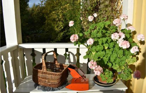 Four-bedroom Holiday Home In Motala