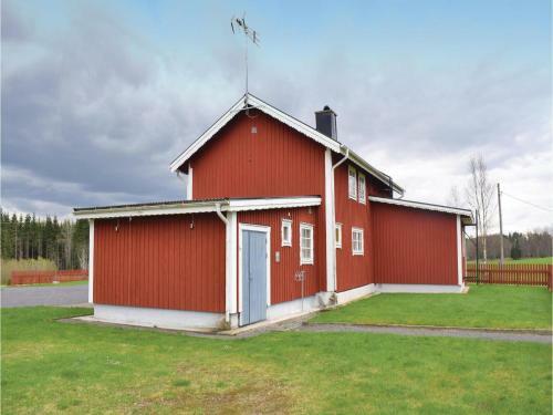 Four-bedroom Holiday Home In Rorvik