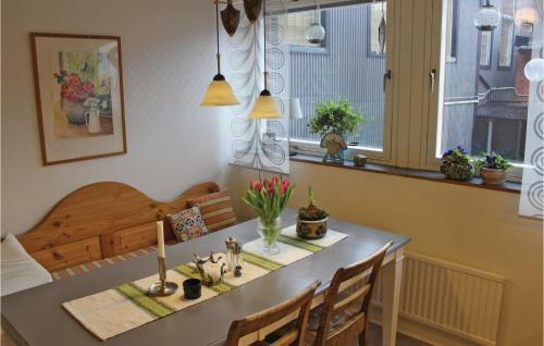 Two-bedroom Apartment In Trollhattan