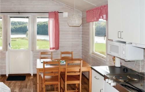 One-bedroom Holiday Home In Tvaaker