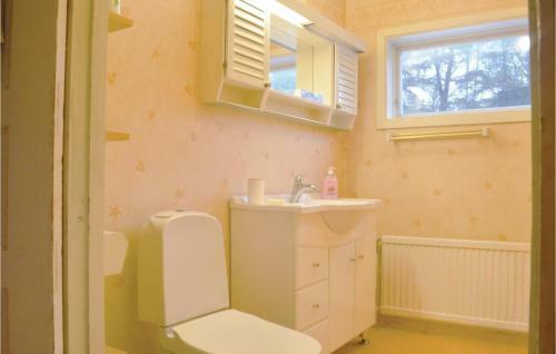 Three-bedroom Apartment In Uddevalla