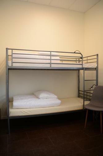 Hostal Alkoven Logi