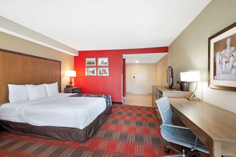 Hotel Comfort Inn