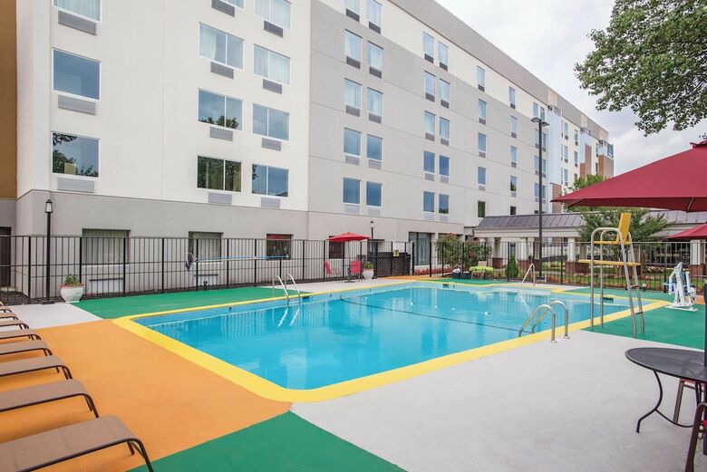 Hotel Comfort Inn