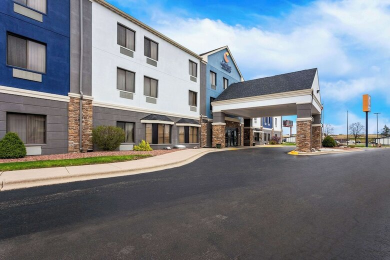 Hotel Comfort Suites