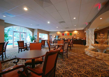 Hotel Comfort Inn & Suites