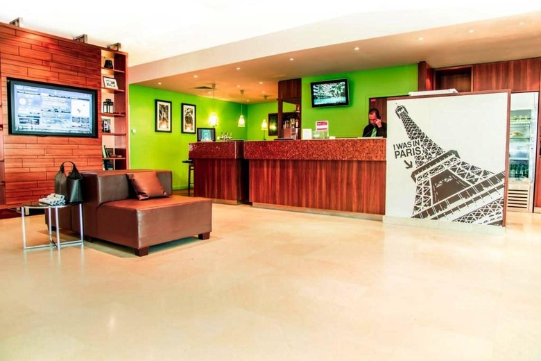 Hotel Courtyard By Marriott Paris Arcueil