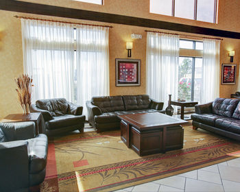 Hotel Comfort Suites