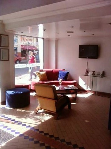 Hotel Caf� Real