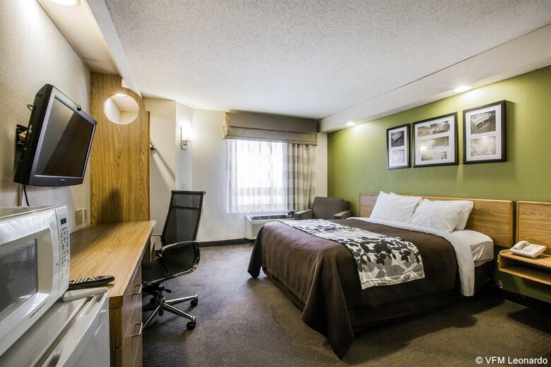 Hotel Sleep Inn At Six Flags
