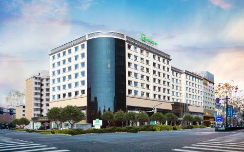 Holiday Inn Hohhot