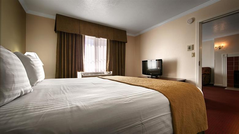 Best Western Salinas Monterey Hotel