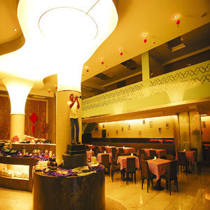 Days Hotel Insun Shanghai
