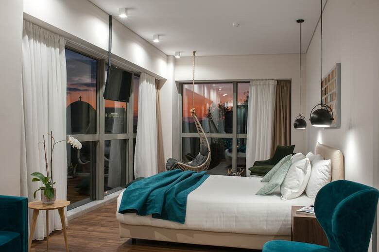 B4b Athens Signature Hotel