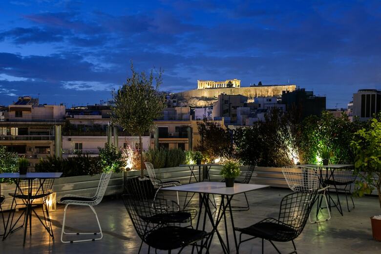 B4b Athens Signature Hotel