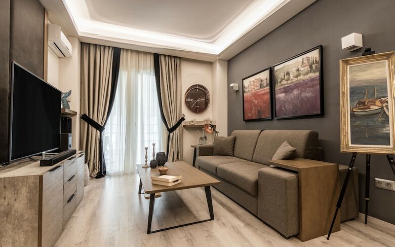 Acropolis Elegant Apartment