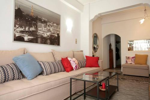 Apartamento Comfy & Tasteful Central Apt. 1' To Metro Station