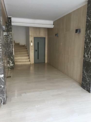 Cosy Apartment In Glyfada Center