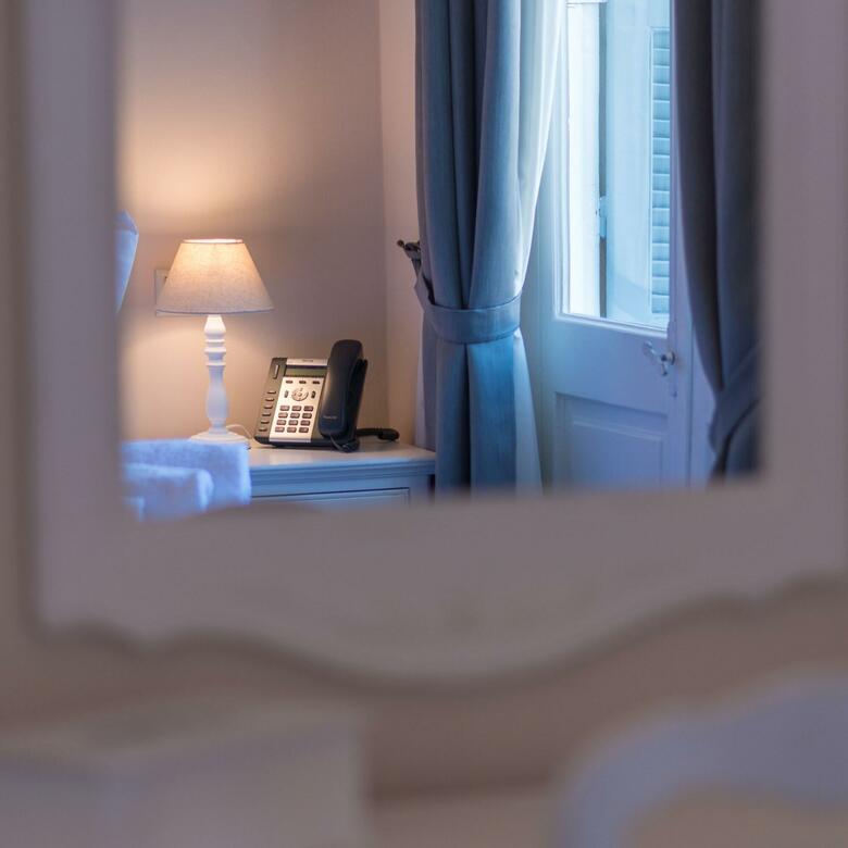 Hostal Palladian Home