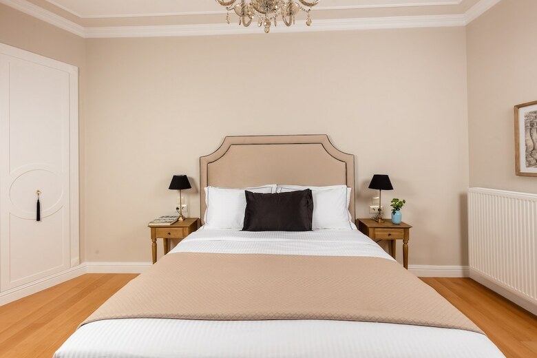 Hotel Athens Mansion Luxury Suites