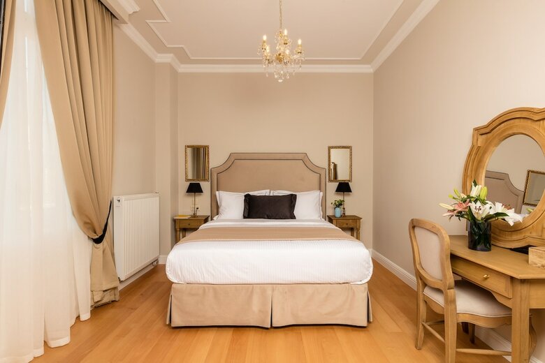 Hotel Athens Mansion Luxury Suites